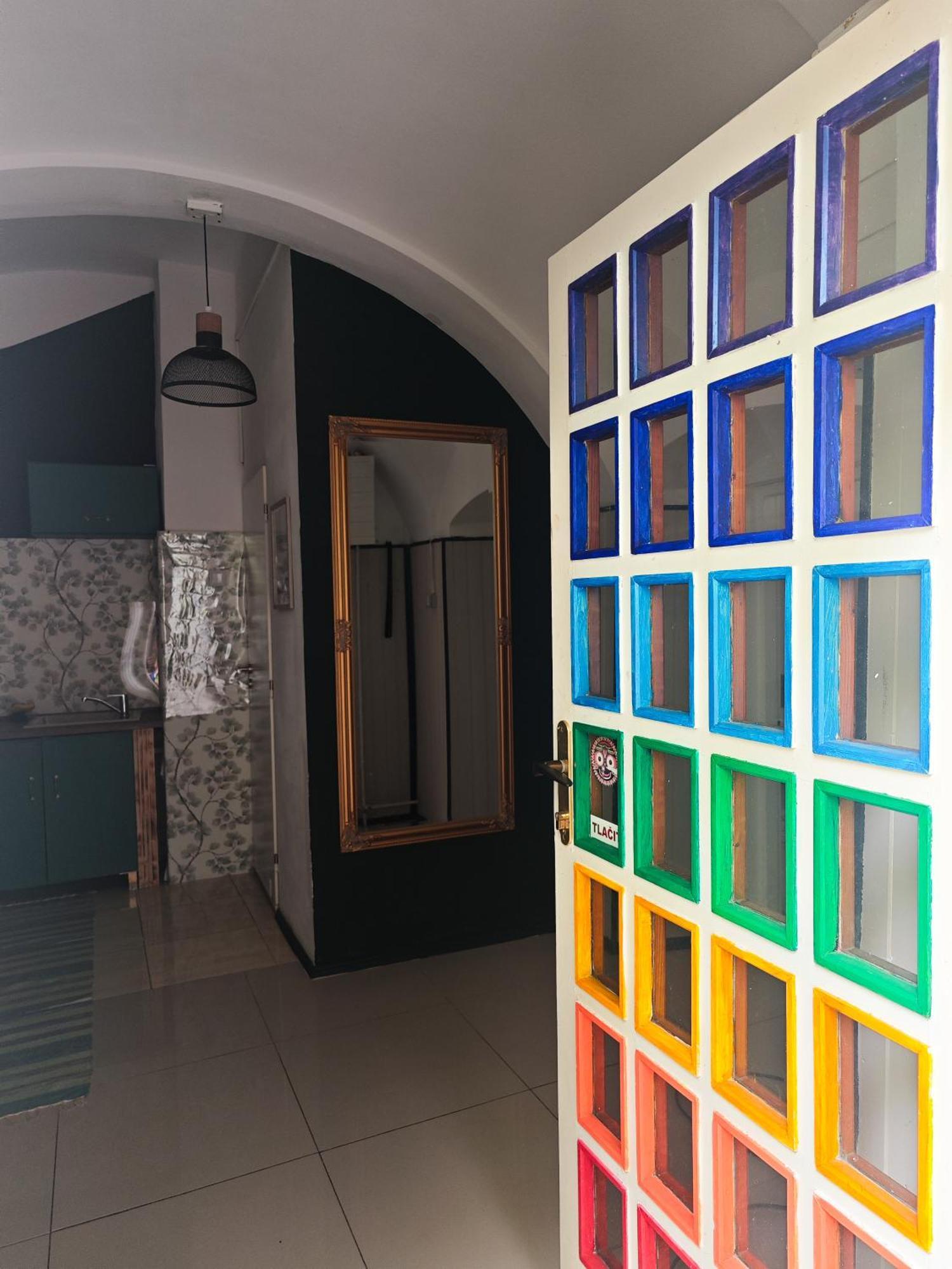 Vintage Room With Garden View ブラチスラヴァ エクステリア 写真